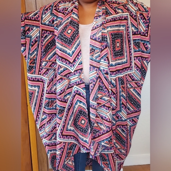 Boho Geometric Print High Low Kimono - Picture 2 of 5